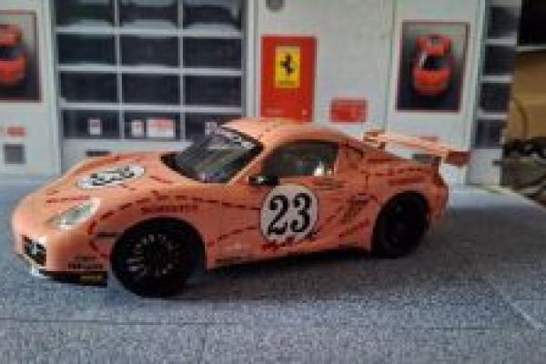 1/24 2011 Porsche Cayman Pink Pig #23 Laguna Seca Joest / Kauhsen / Cassling